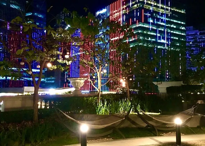 Daniella's Modern & Cozy In Uptown Bgc * Manila